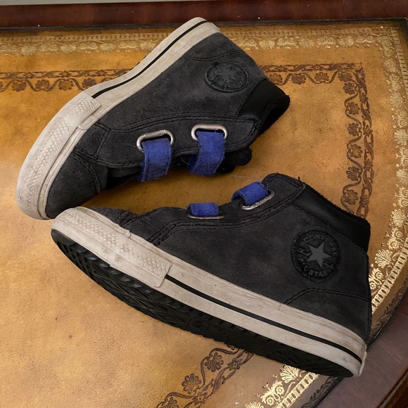 Converse All Star Hi Top Velcro Sneakers - Picture 4 of 9